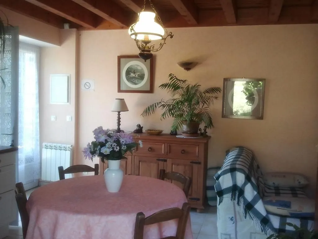 Holiday home Hameau Les Combelles Villa Martel